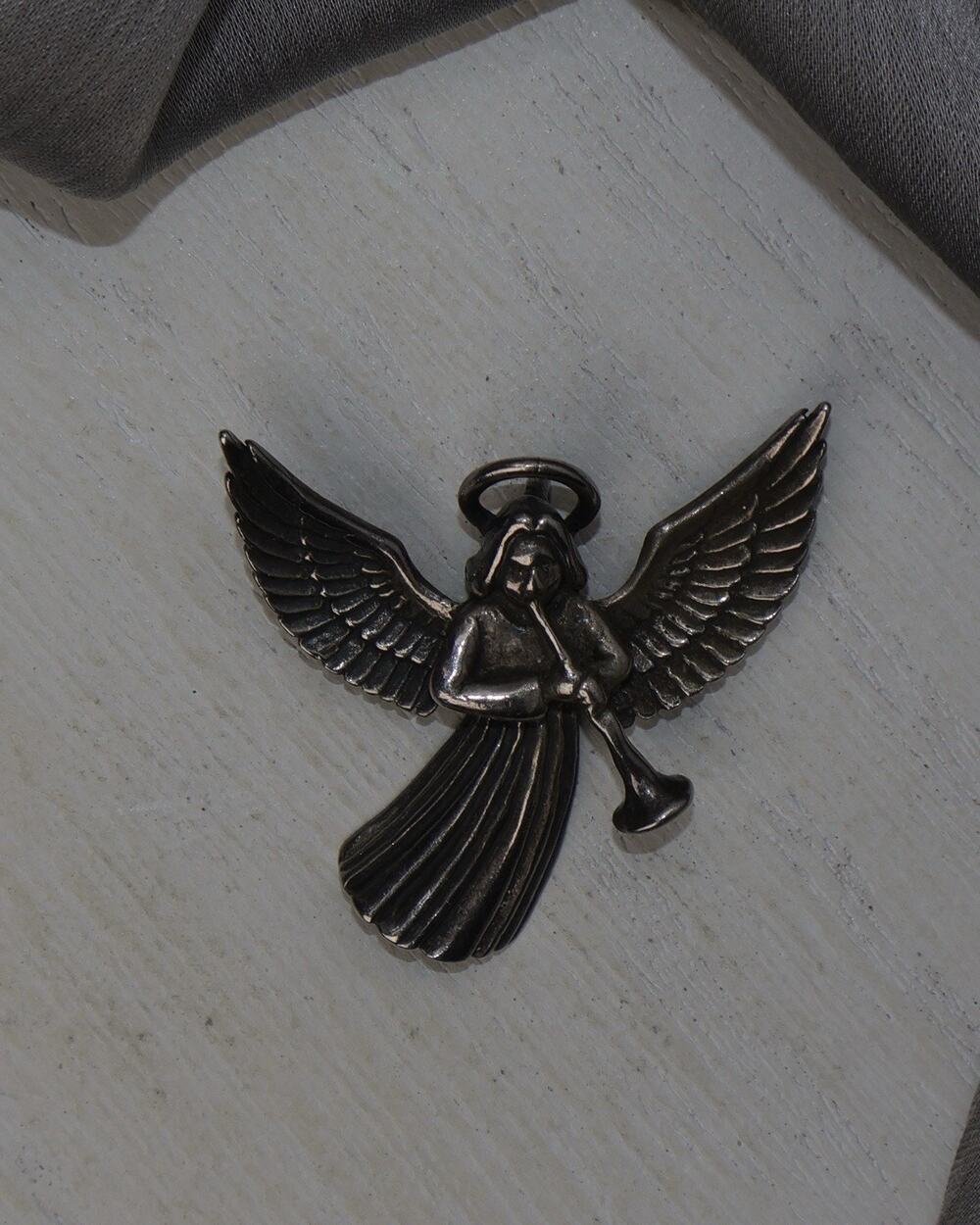 Vintage Sterling Angel with Trumpet Horn Christmas Pendant 6.2G / 1.2in